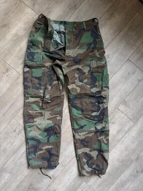 Vintage Camouflage Cargo Pants -